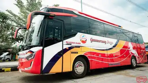 Gumarang Jaya Bus-Front Image