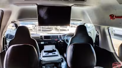 Connex Bus-Amenities Image