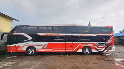 Harapan Indah Bus-Side Image