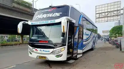 Haryanto Bus-Front Image