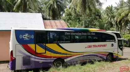 Lubuk Basung Jaya Bus-Side Image
