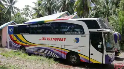 Lubuk Basung Jaya Bus-Side Image