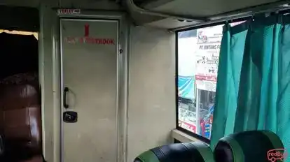 Arya Prima Bus-Amenities Image