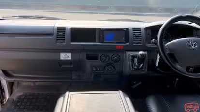 Sabila Shuttle Bus-Side Image