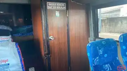 Harta Sanjaya Bus-Amenities Image