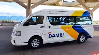 DAMRI Bus-Front Image