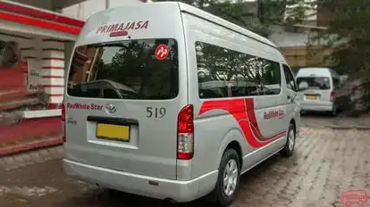 RedWhite Star Primajasa Bus-Front Image