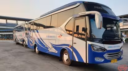 Armada Bumi Minang Bus-Front Image