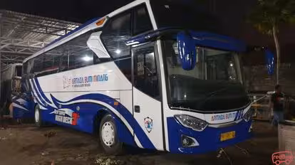 Armada Bumi Minang Bus-Side Image