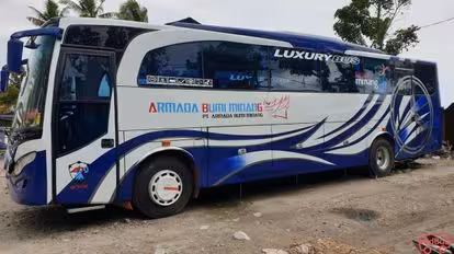 Armada Bumi Minang Bus-Side Image