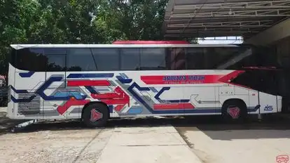 Armada Indah Sumatera Bus-Side Image