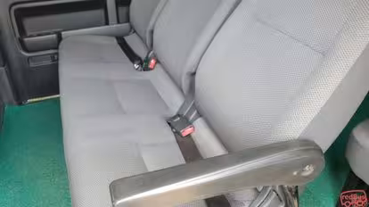 Family Raya Travel Bus-Seats Image