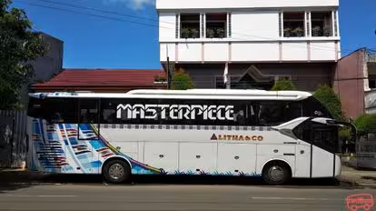  Litha & Co Bus-Side Image