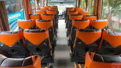 Handoyo Bus-Seats layout Image