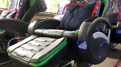 Sahaalah Bus-Seats Image