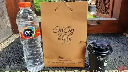 Sarwonadhi Trans Bus-Amenities Image