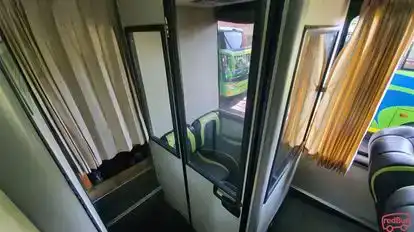 Gunung Harta Solutions Bus-Amenities Image