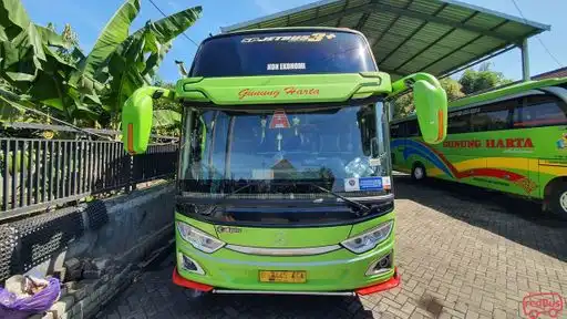 Gunung Harta Solutions Bus-Front Image