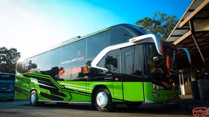 Maju Lancar Bus-Side Image