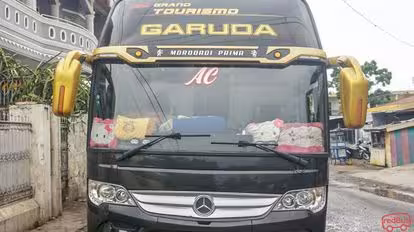 Garuda Bus-Front Image