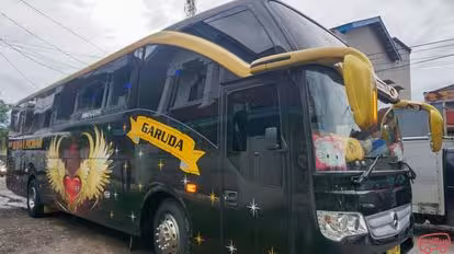 Garuda Bus-Side Image