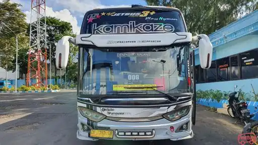 Purnayasa Bus-Front Image