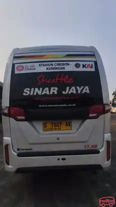Sinar Jaya Shuttle Bus-Front Image