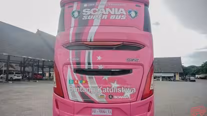 Bintang Katulistiwa Bus-Front Image
