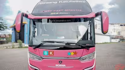 Bintang Katulistiwa Bus-Front Image