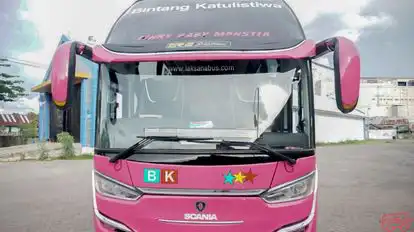 Bintang Katulistiwa Bus-Front Image