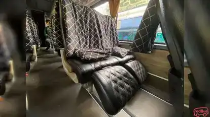 Sudiro Tungga Jaya Bus-Seats Image