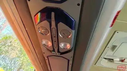 Berlian Jaya Bus-Amenities Image