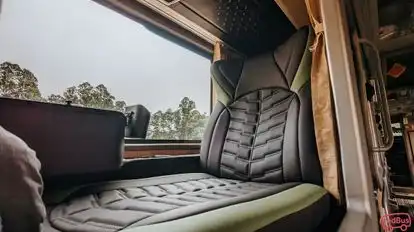 Berlian Jaya Bus-Seats Image