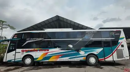 Garuda Mas Bus-Side Image