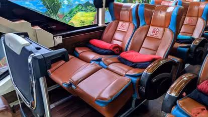 Khatulistiwa Trans Bus-Seats Image