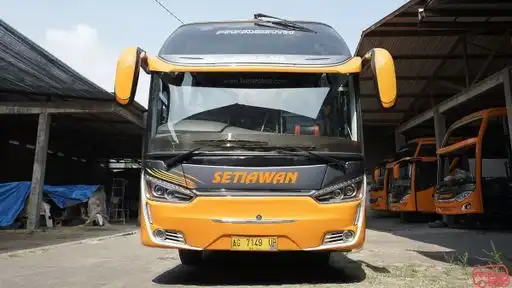 PO Setiawan Bus-Front Image