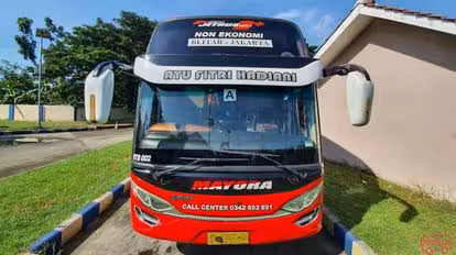 Mayora Trans Bus-Front Image