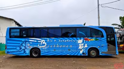 Cahaya Bone Bus-Front Image