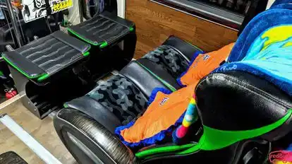 Adhi Putra Bus-Seats Image