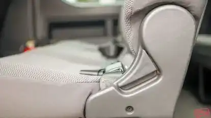 Arnes Shuttle Bus-Amenities Image