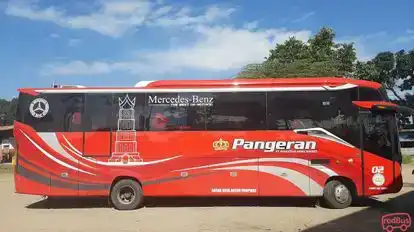 Pangeran Aman Sukses Bus-Side Image