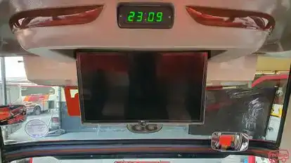 Eka Bus-Amenities Image