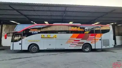 Eka Bus-Side Image