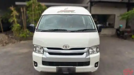 Semeru Trans Bus-Front Image