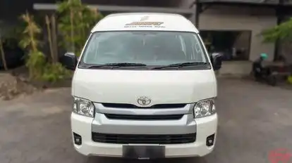 Semeru Trans Bus-Front Image