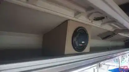 Piposs Bus-Amenities Image