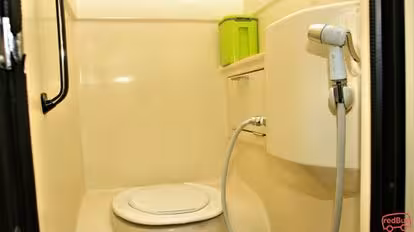 Unicorn Indorent Bus-Amenities Image