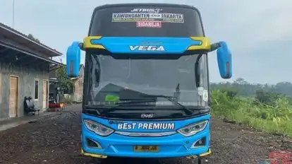 BEsT Premium Bus-Front Image