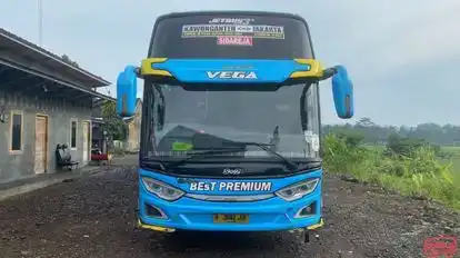 BEsT Premium Bus-Front Image