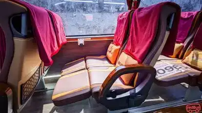 SAN Bus-Seats Image